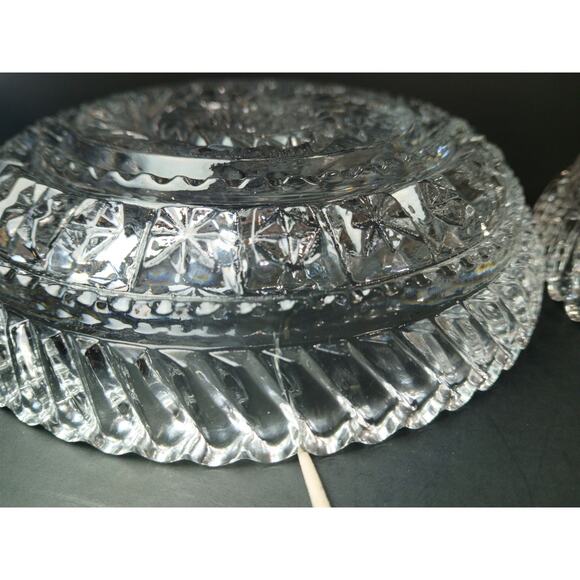 2 Vintage Fostoria Virgina Clear 5.5" Candy Bowls or Jewelry Dishes *Crack* - Picture 7 of 15